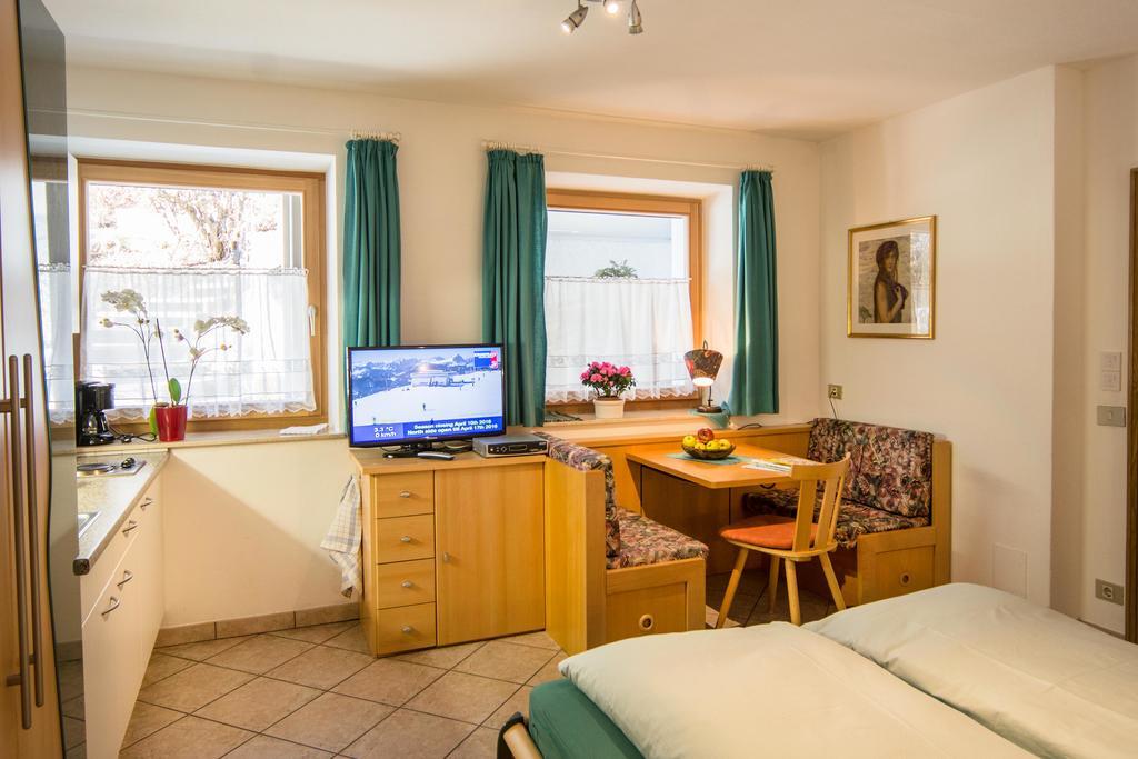 Appartment Plottenbaeck Campo Tures Eksteriør billede