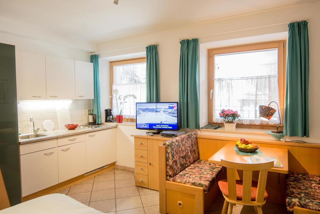 Appartment Plottenbaeck Campo Tures Eksteriør billede